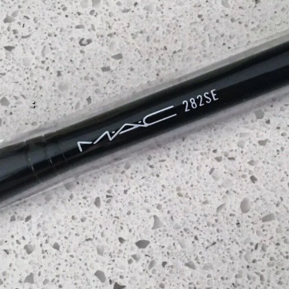 MAC Brush 282 SE Duo Fibre Shader shadow NEW 282SE last one!